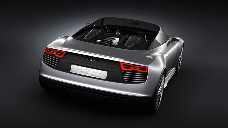 Silver Audi E-tron Spyder — Dramatic