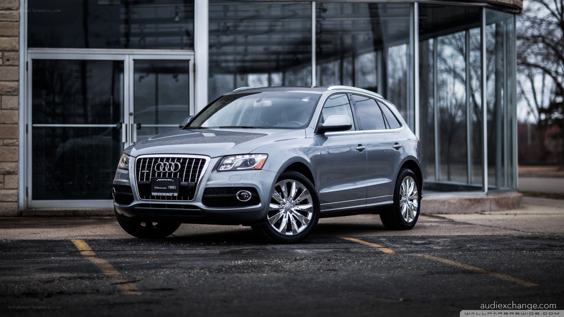 silver audi q5 parked outside
