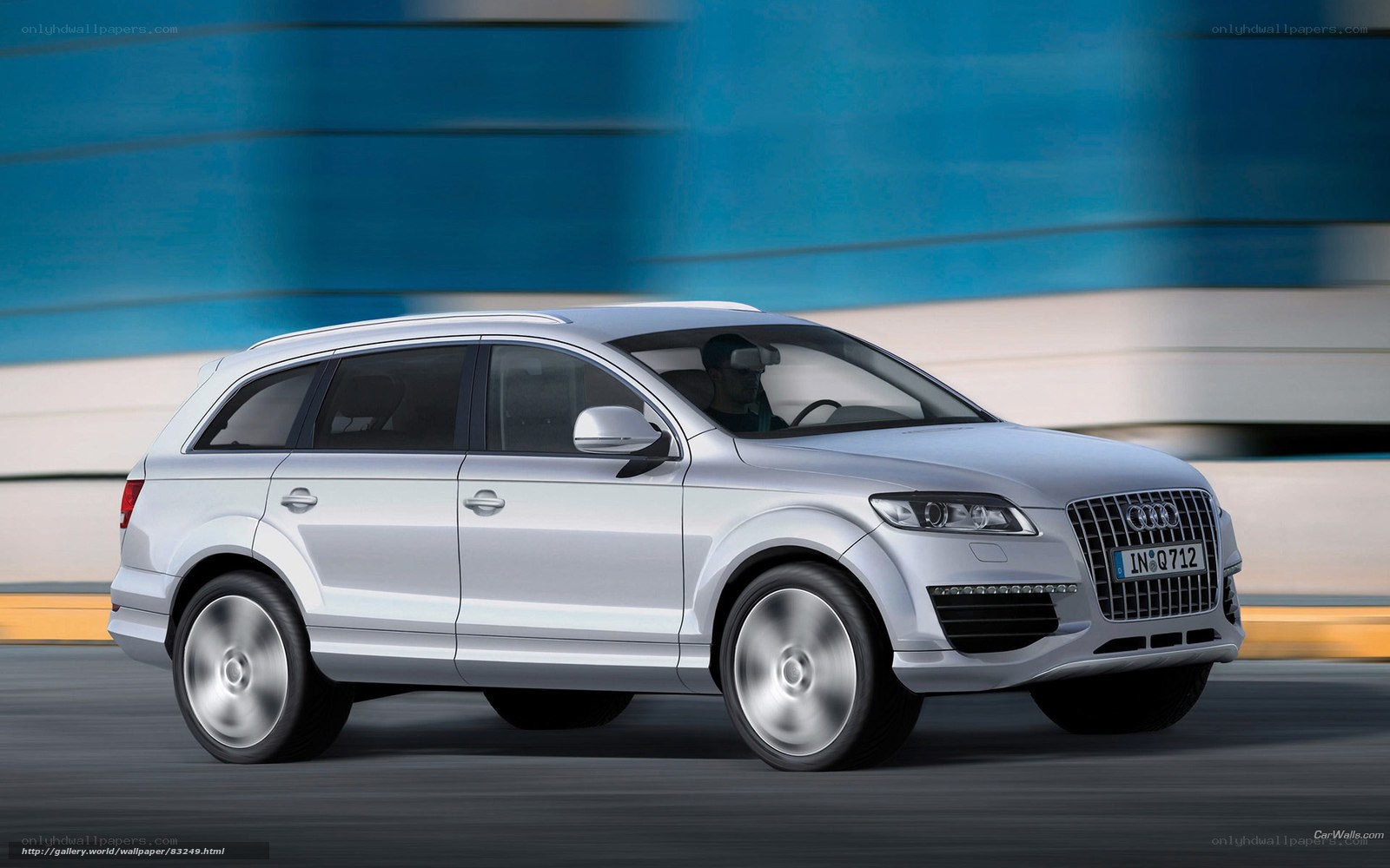 silver audi q7 in motion