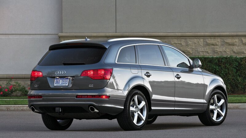 Silver Audi Q7 Suv — Gray, Neutral, Afternoon