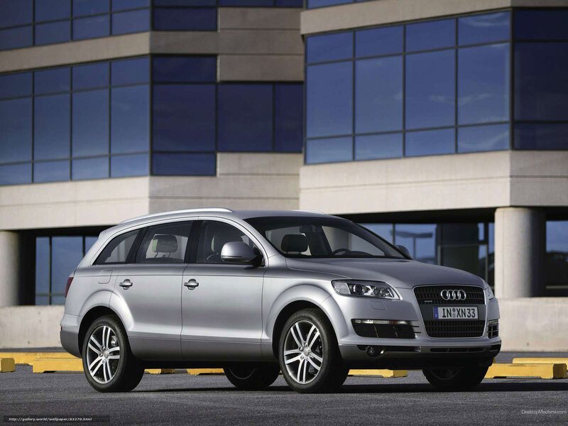 Silver Audi Q7 Suv — Modern