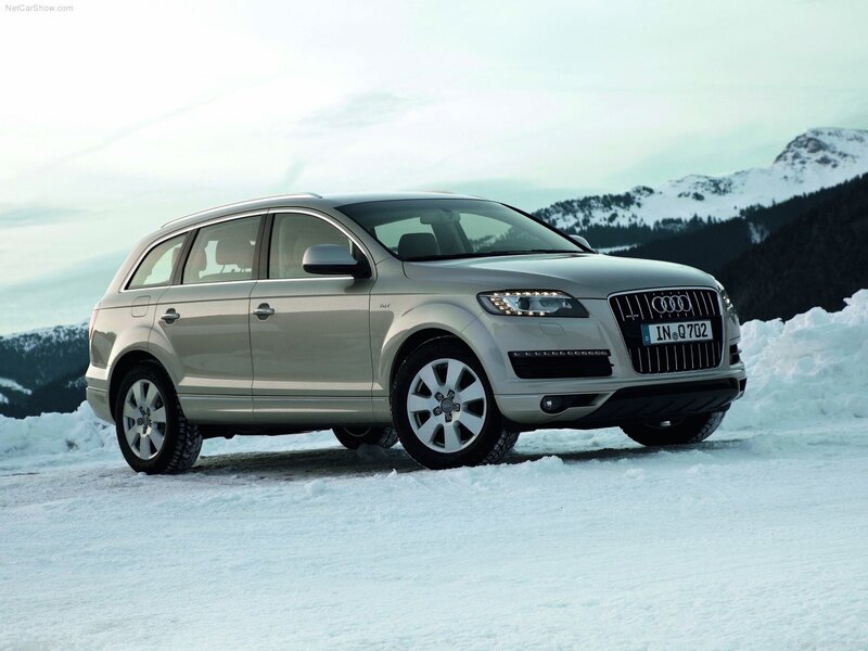 Silver Audi Q7 — White