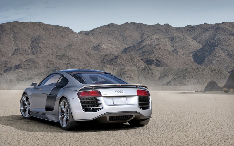 Silver Audi R8 E-tron — Dramatic