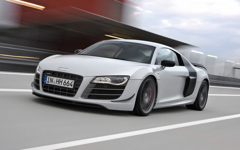 silver audi r8 gt in motion