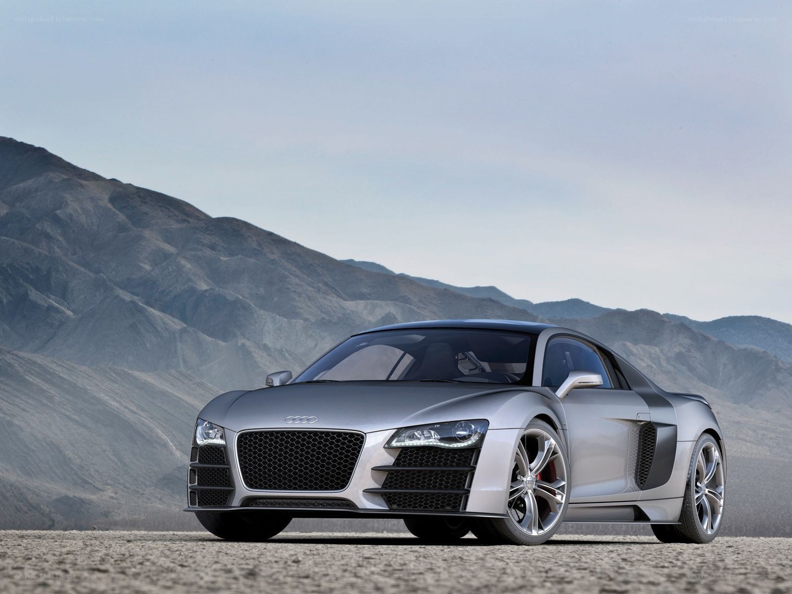 Silver Audi R8 in desert