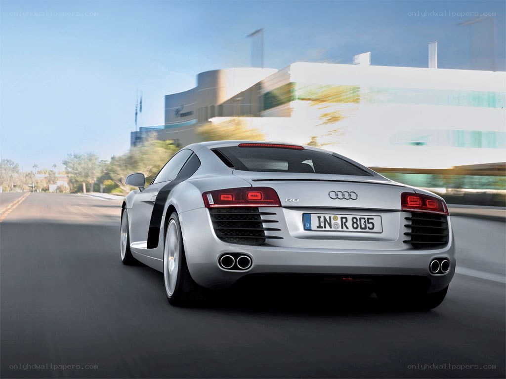 silver audi r8 in motion