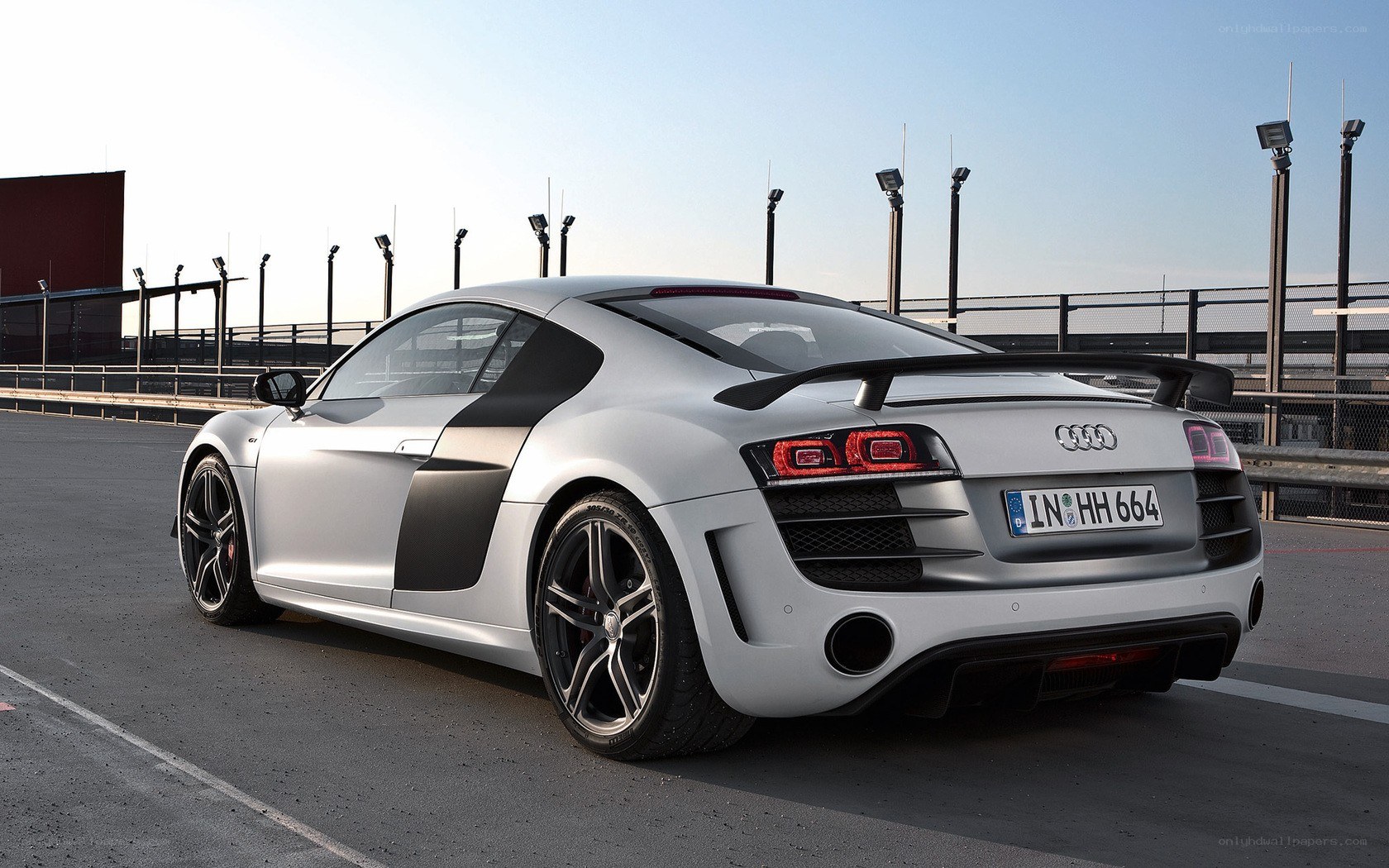silver audi r8 on racetrack