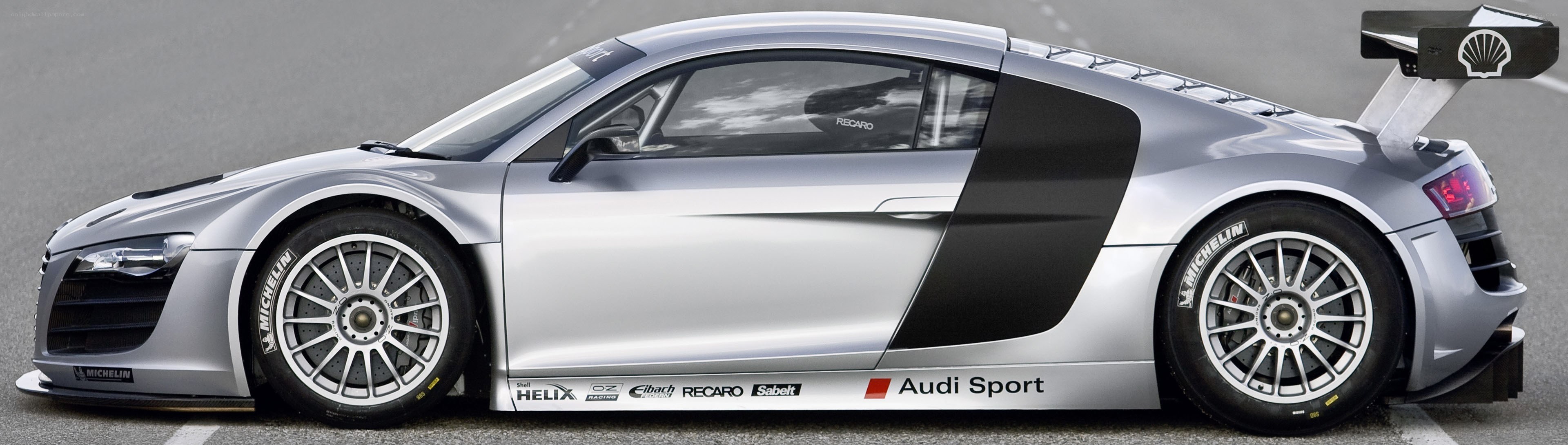 silver audi r8 race car