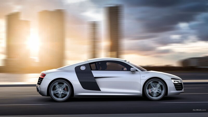 silver audi r8 speeding