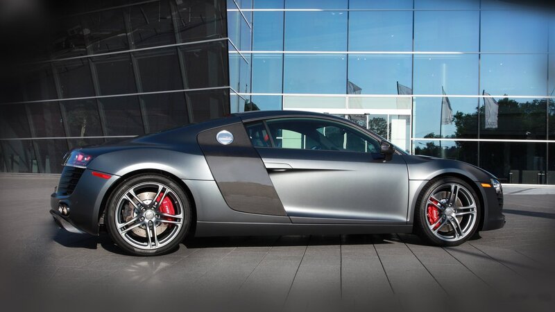 silver audi r8 sports car