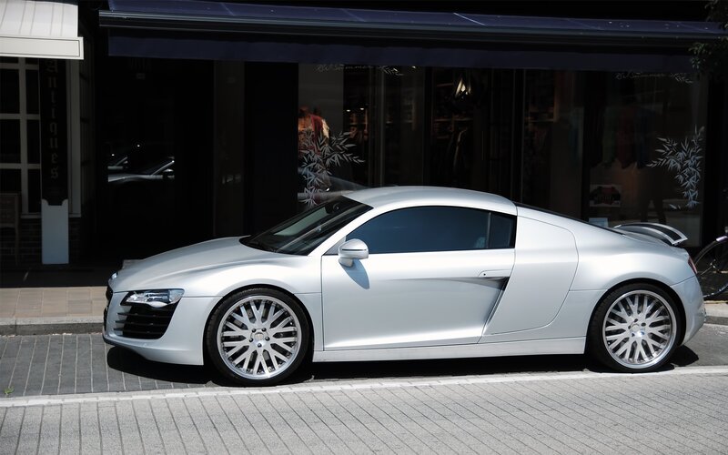 silver audi r8 sports car