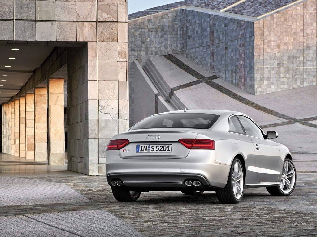 silver audi s5 coupe