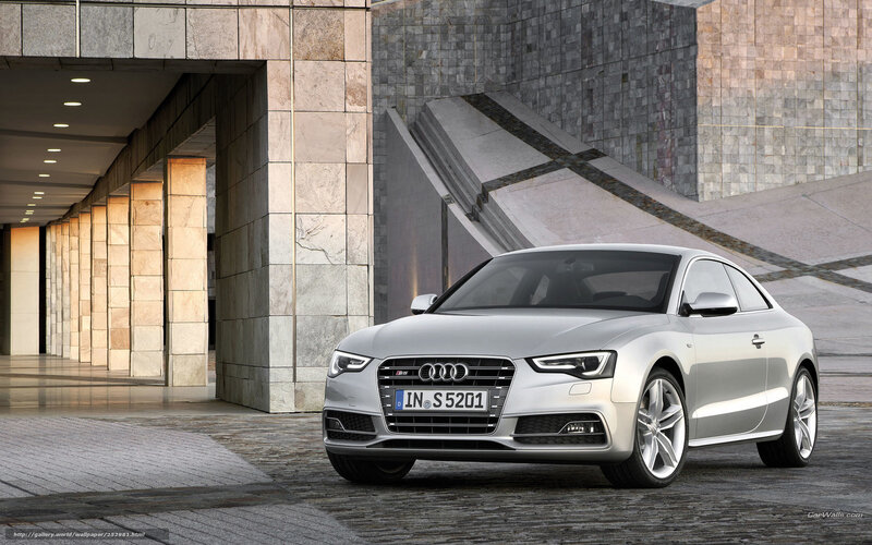 Silver Audi S5 Coupe