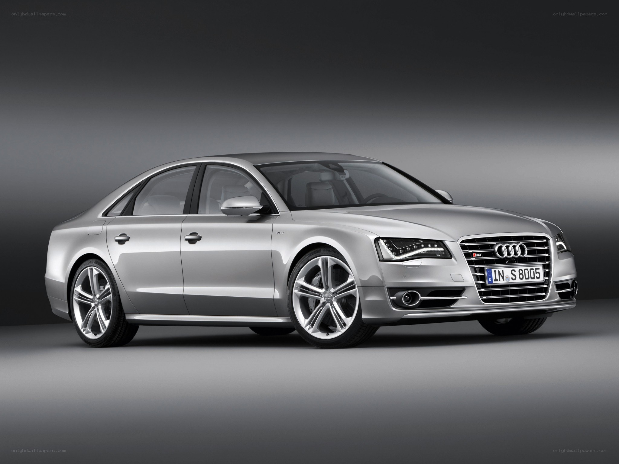 silver audi s8 sedan