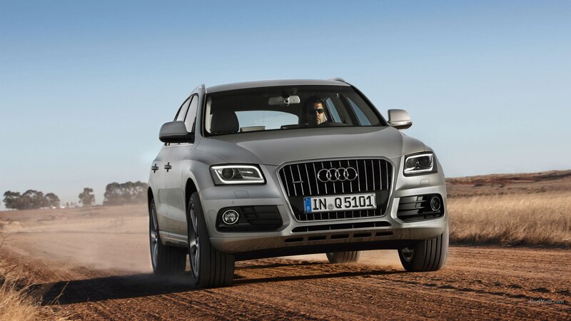 Silver Audi Suv — Outdoor