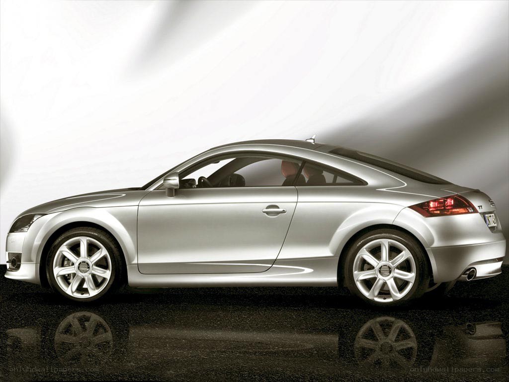silver audi tt coupe