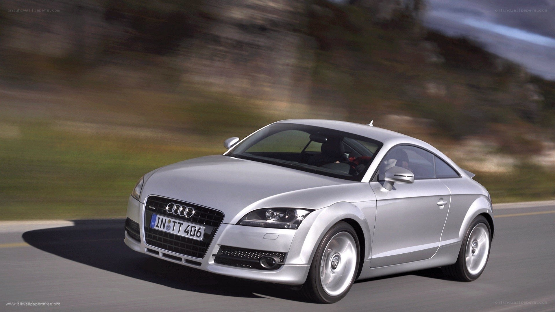 silver audi tt in motion