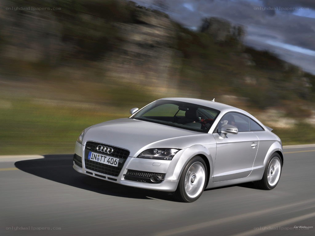 silver audi tt in motion