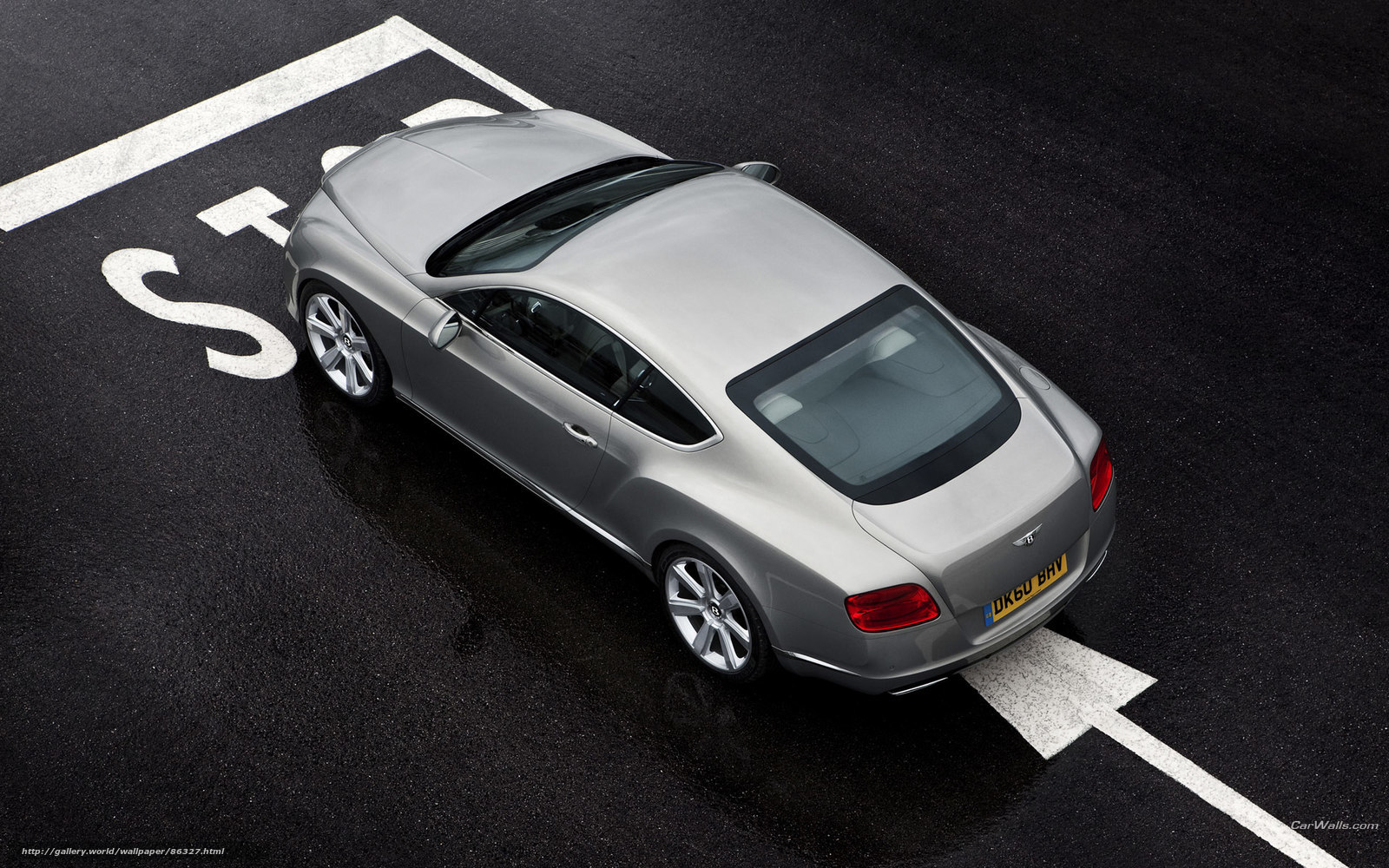 silver bentley coupe on asphalt