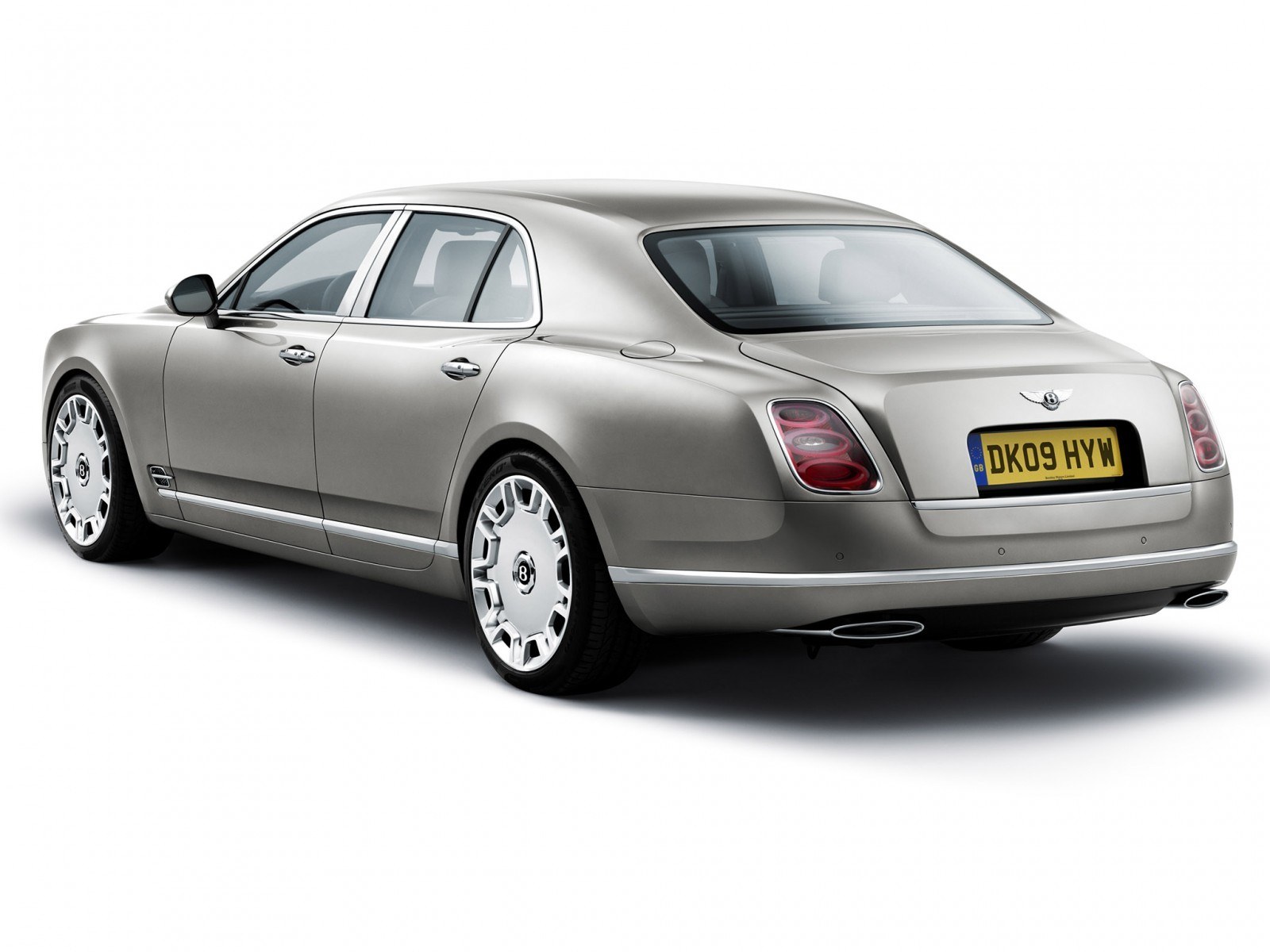 silver bentley mulsanne