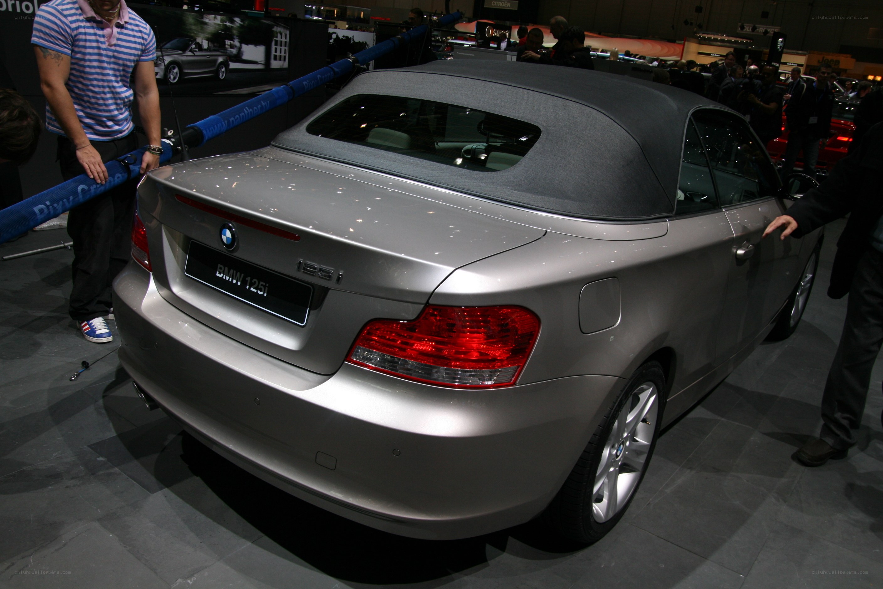 Silver BMW 125i convertible