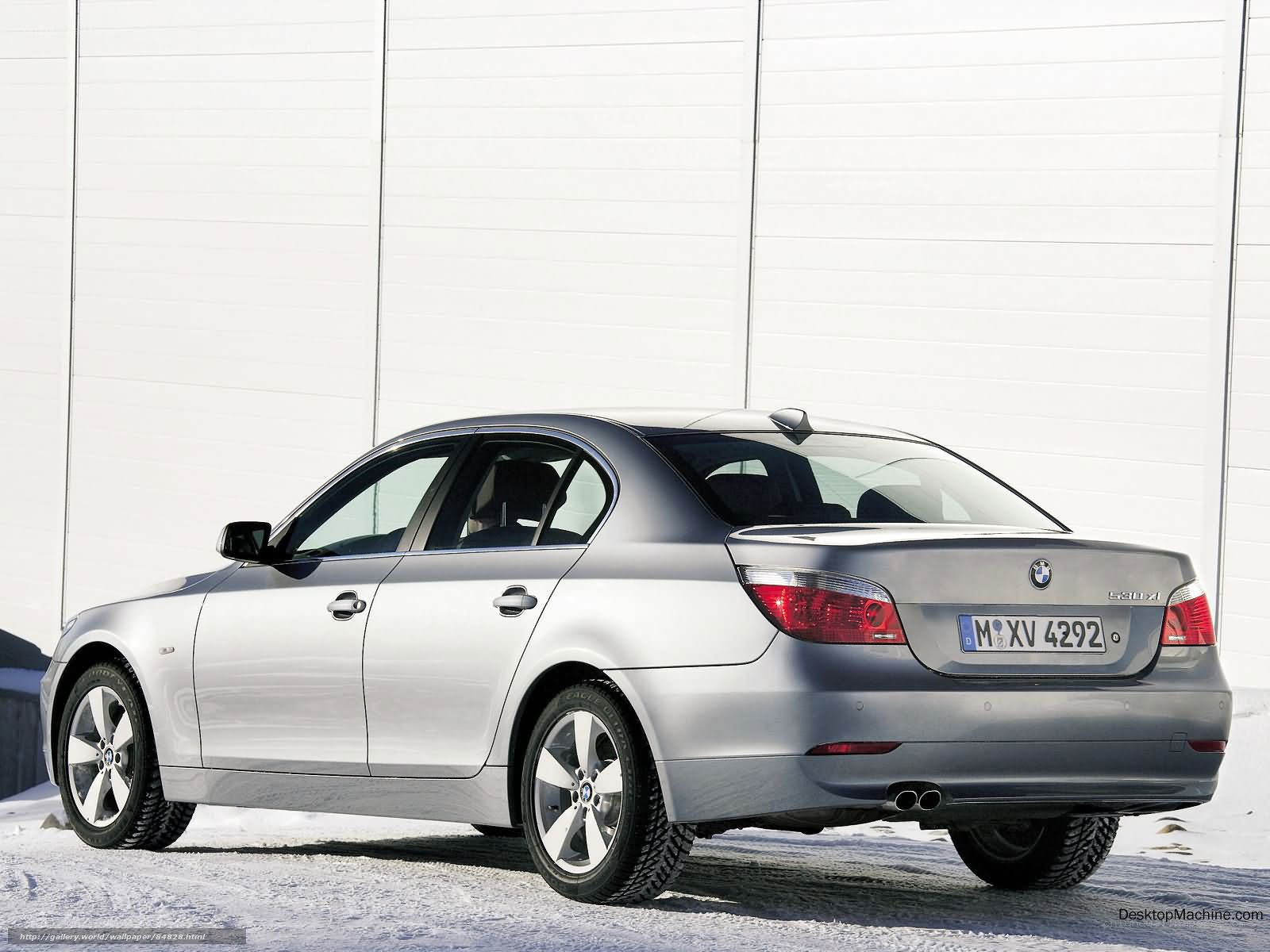 silver bmw 530xi sedan