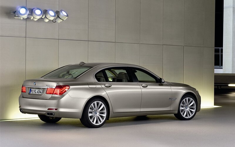 Silver BMW 7-Series — Dramatic