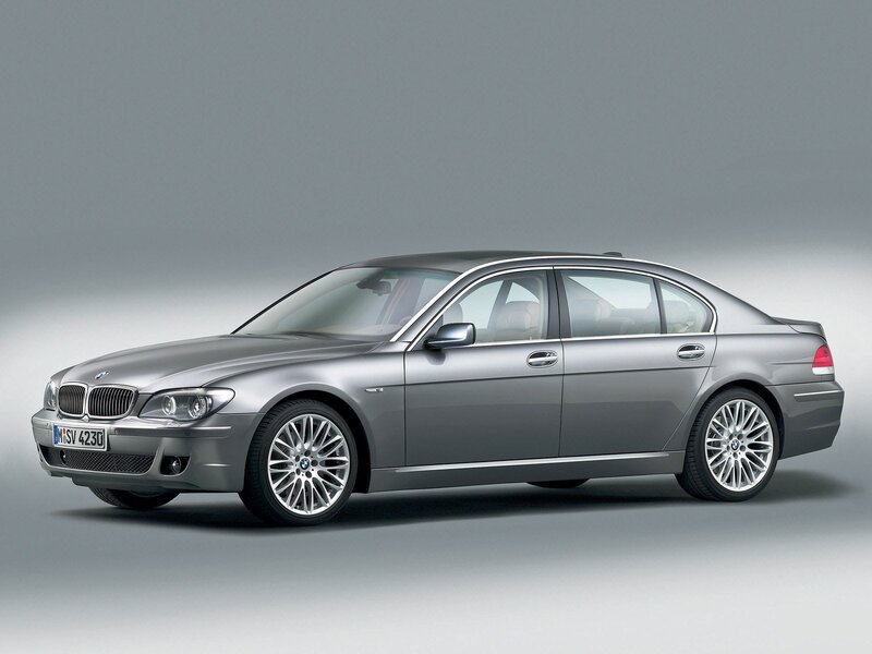 silver bmw 7-series sedan