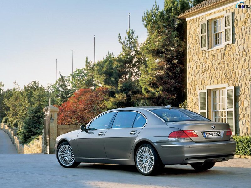 Silver BMW 7 Series sedan