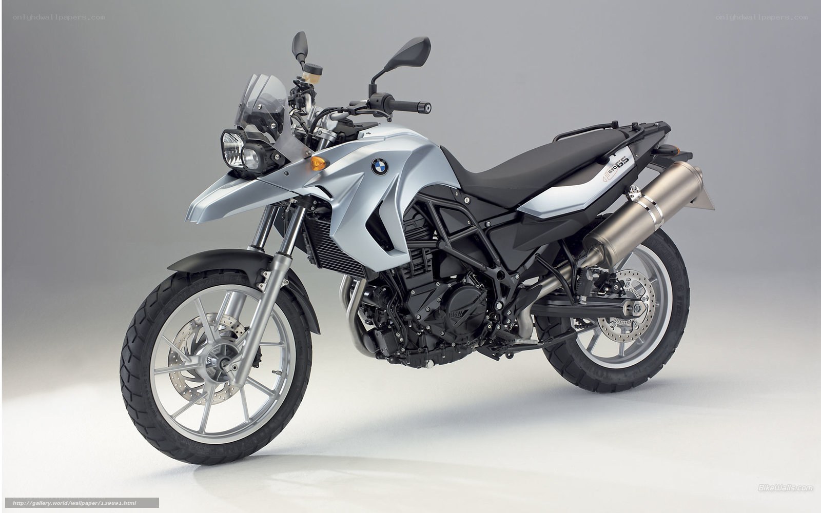 silver bmw adventure motorcycle