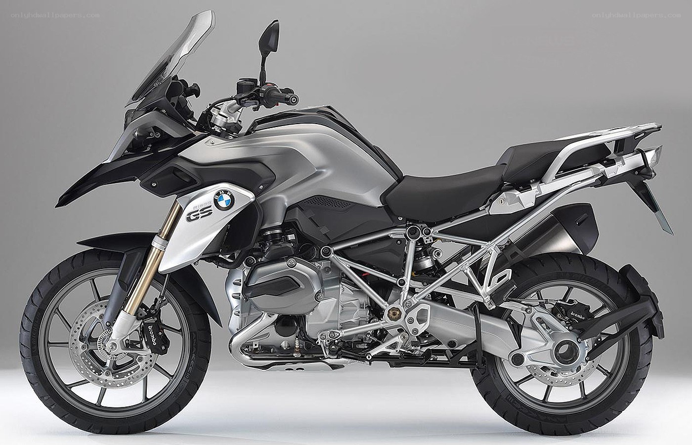 silver bmw gs motorcycle