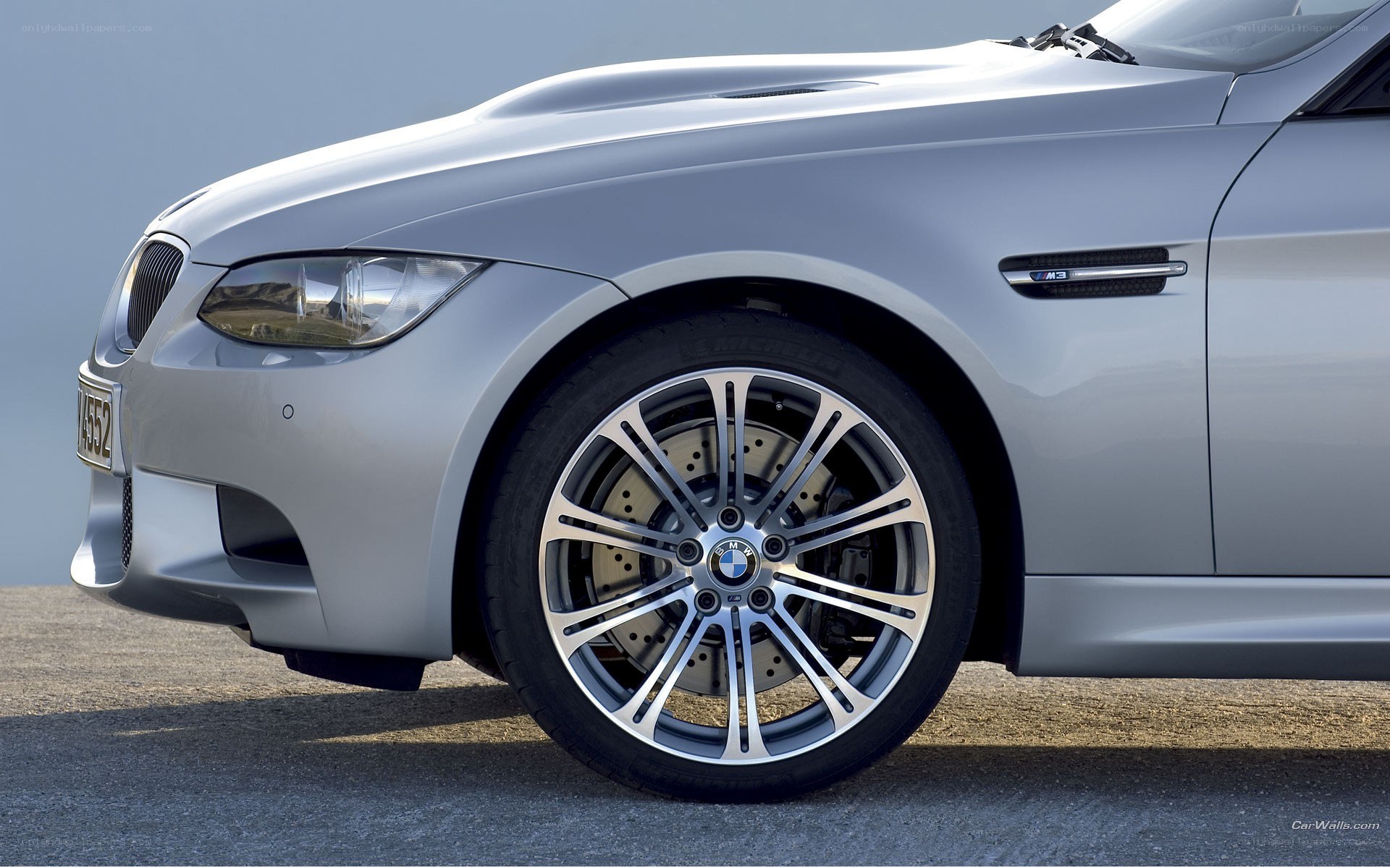 silver bmw m3 front wheel