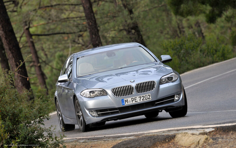 Silver BMW Sedan — Calm, Afternoon