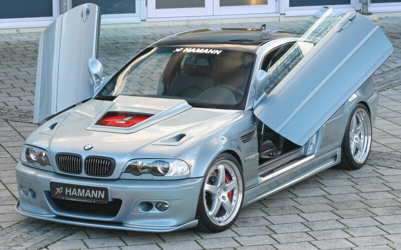 silver bmw with gullwing doors