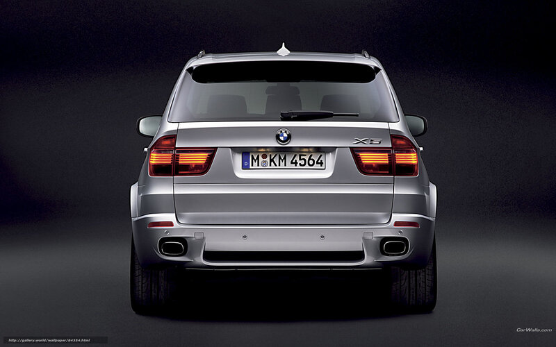 Silver BMW X5 — Dramatic