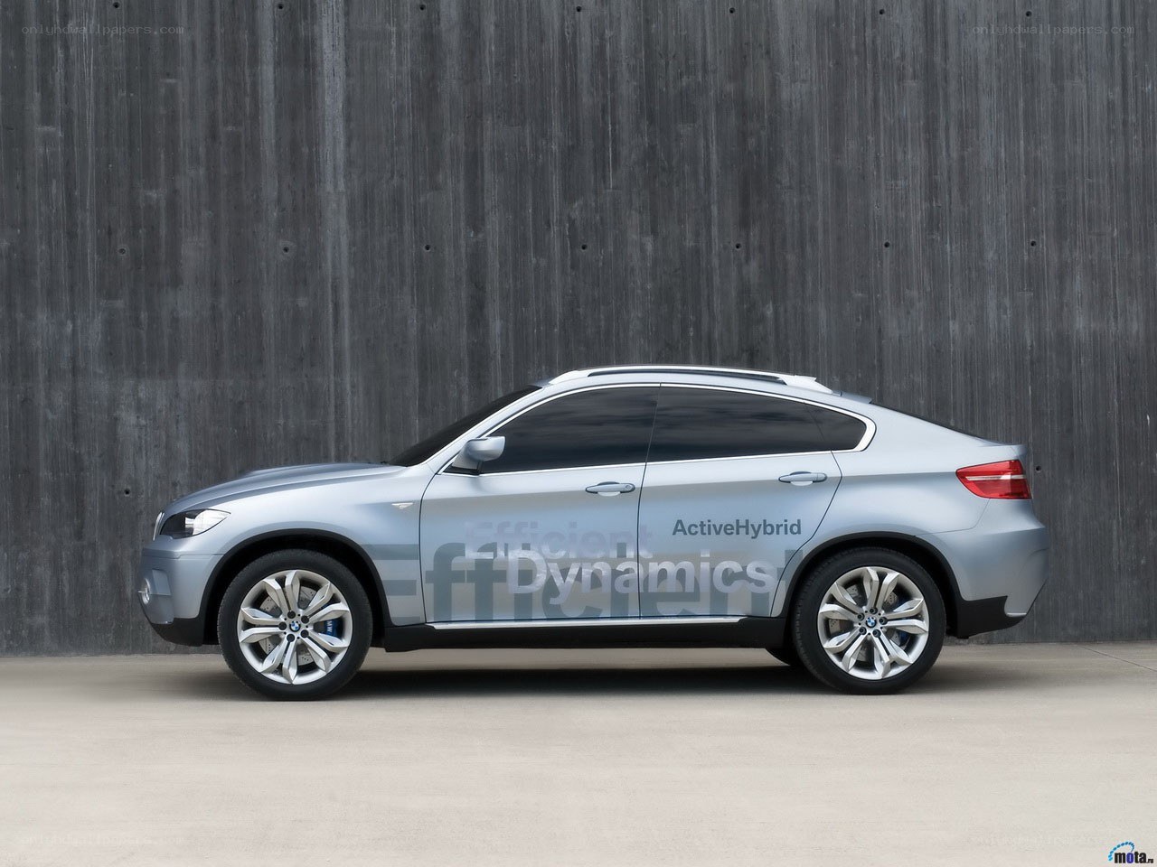 Silver BMW X6 ActiveHybrid