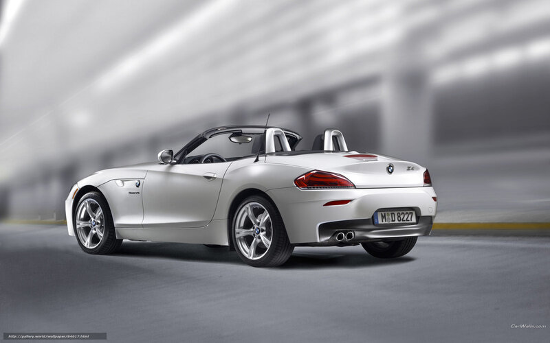 Silver Bmw Z4 Convertible — Dynamic