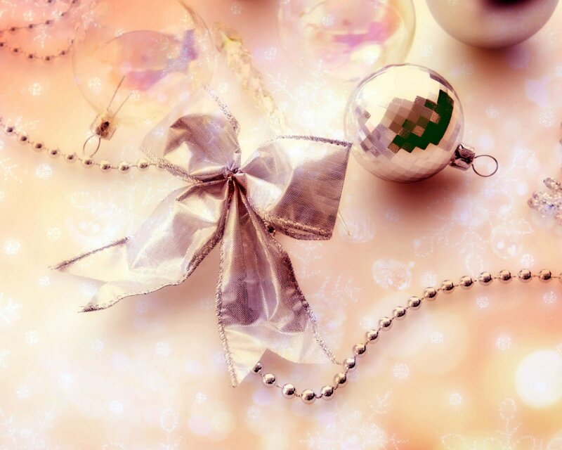 Silver Bow with Ornaments