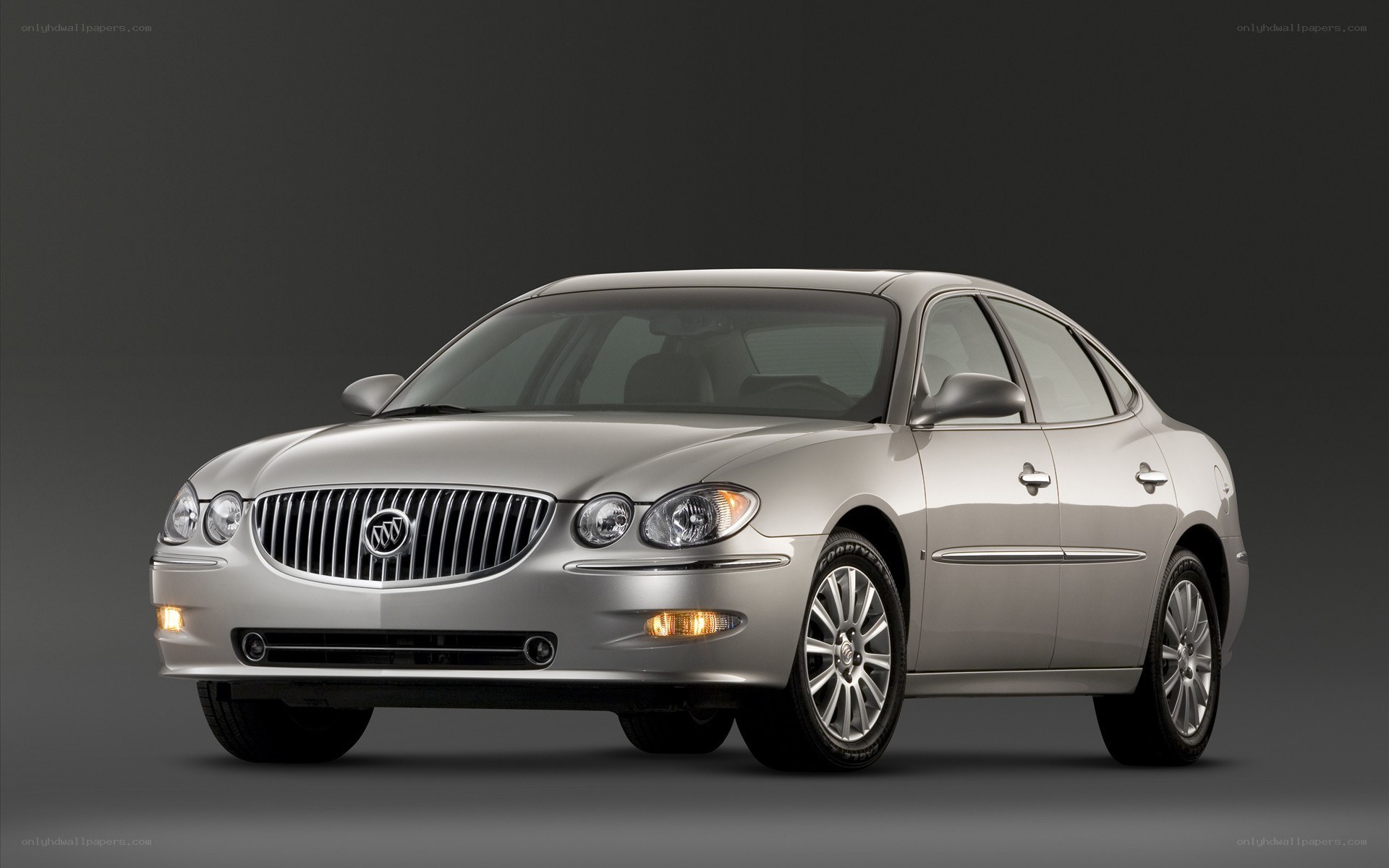 silver buick lucerne sedan