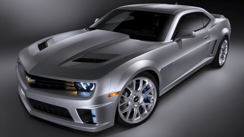 silver camaro sports car