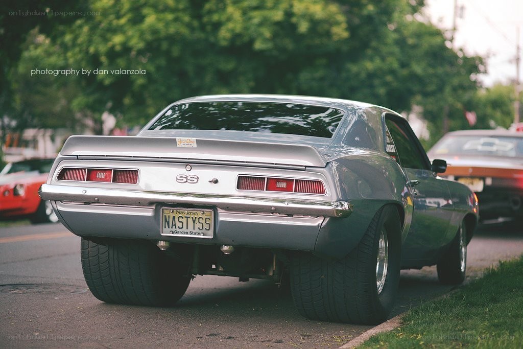 silver camaro ss rear view