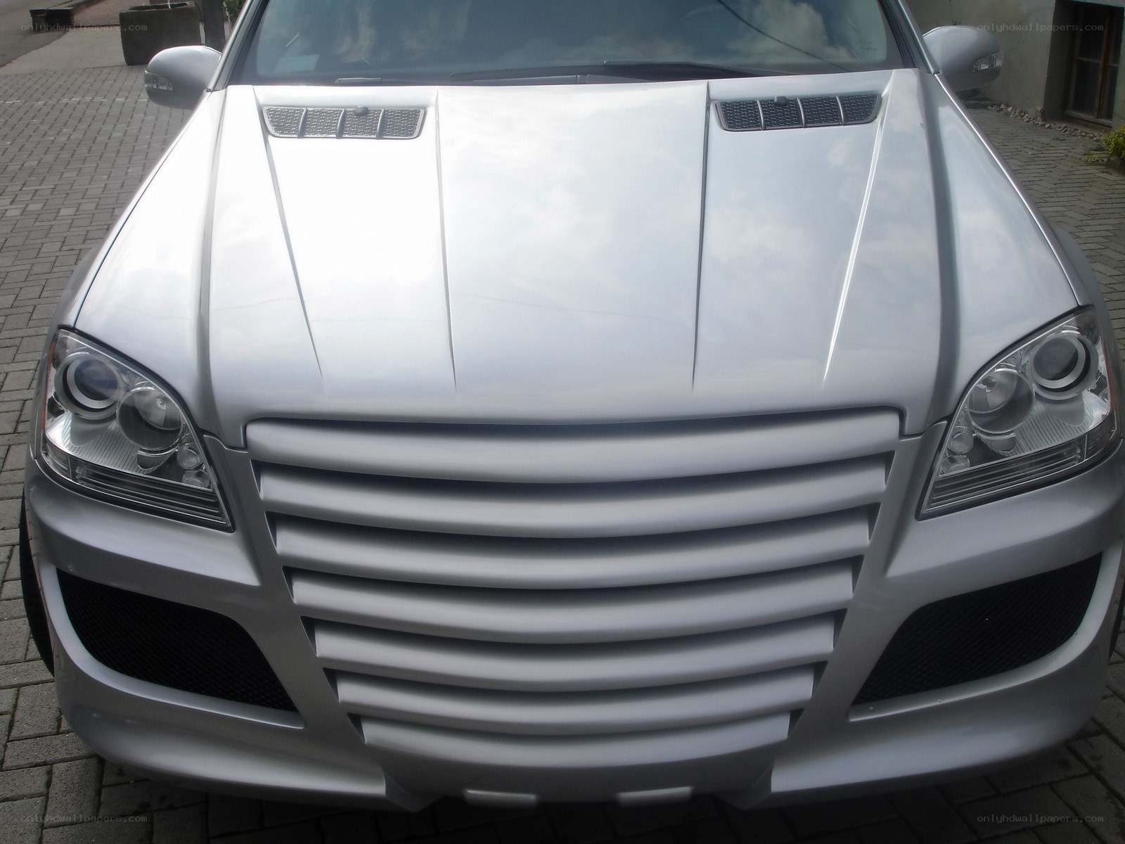 silver car front view