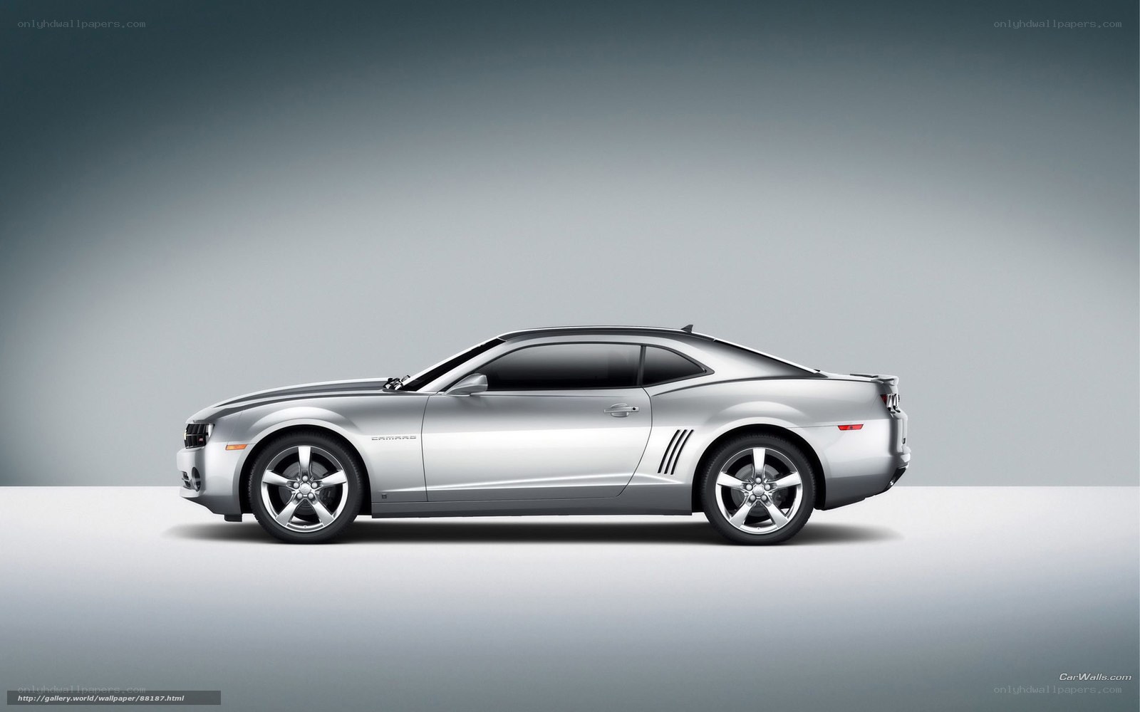 silver chevrolet camaro