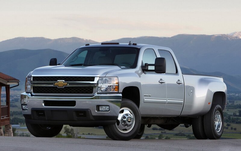 silver chevrolet pickup truck