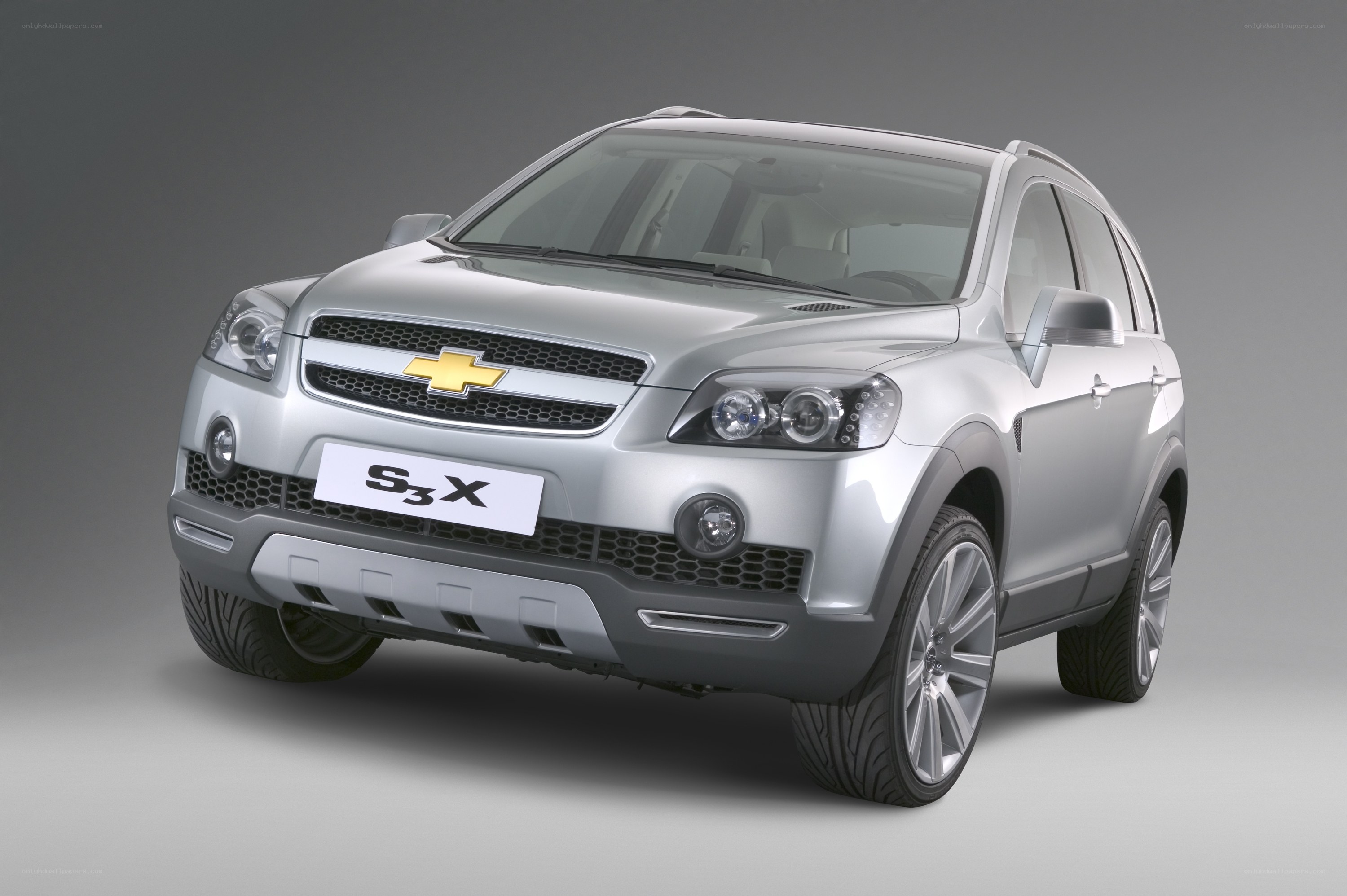 Silver Chevrolet S3X SUV