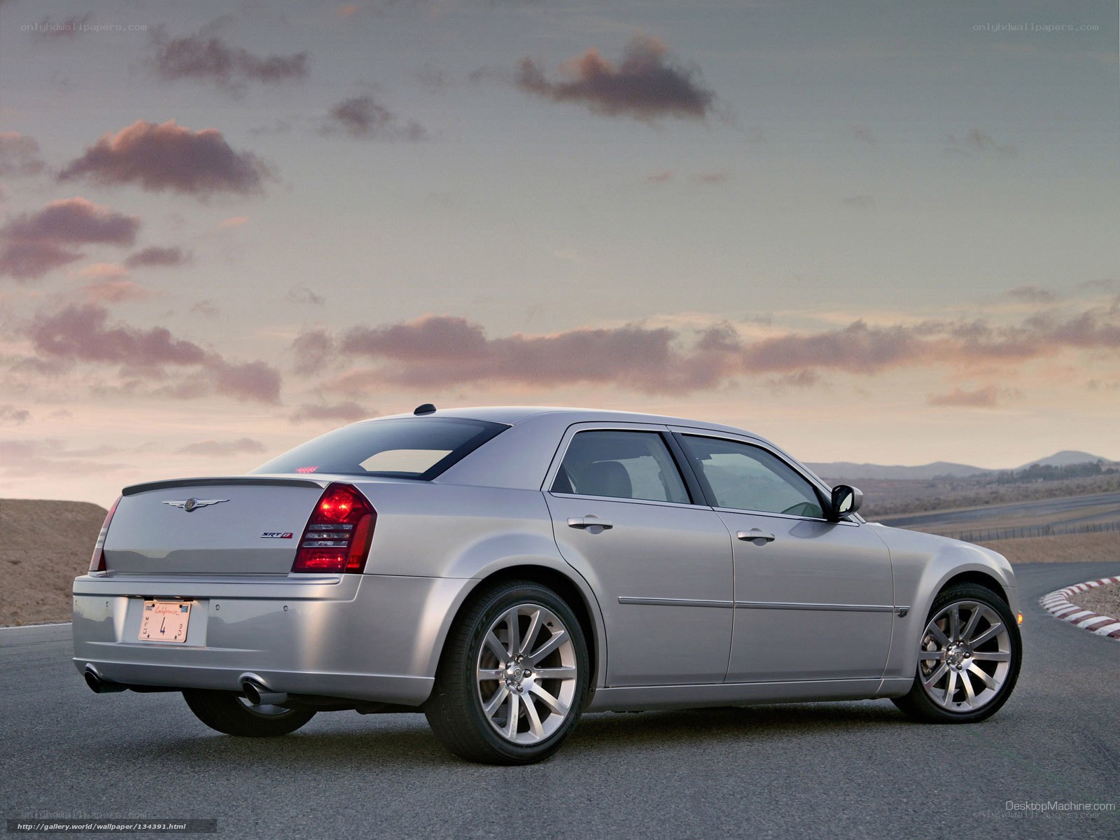 silver chrysler 300 on track