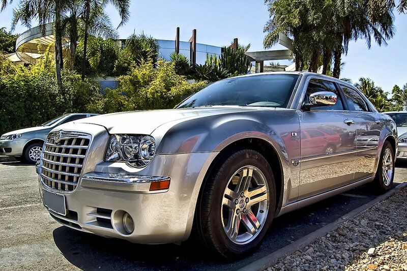 silver chrysler 300 parked in lot