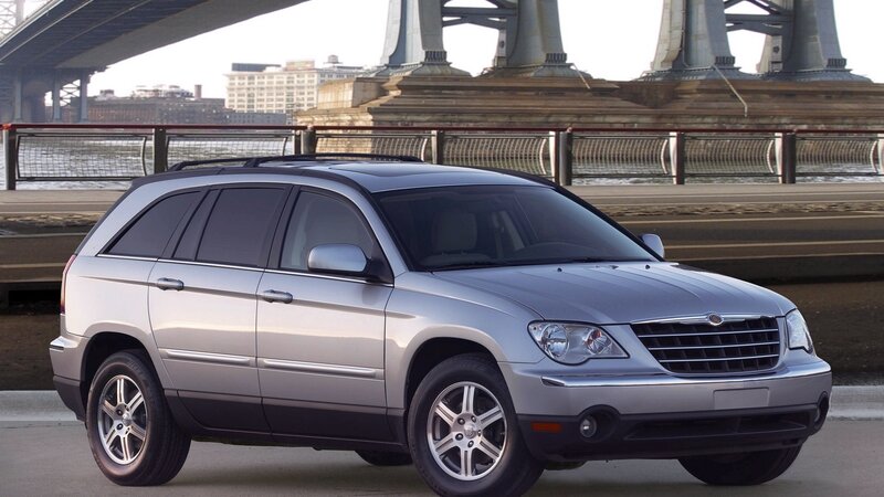 silver chrysler pacifica suv