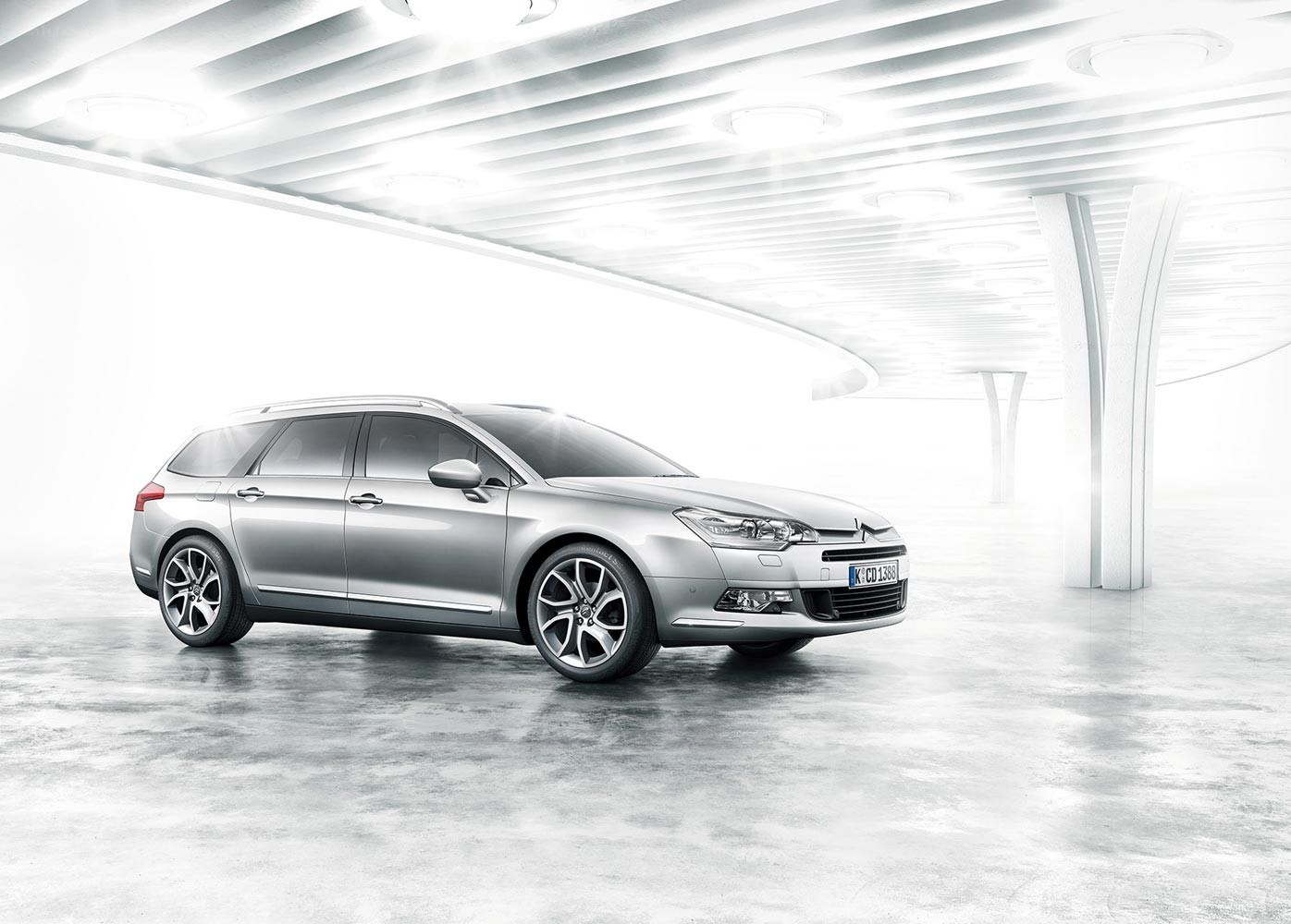 Silver Citroën C5 Wagon