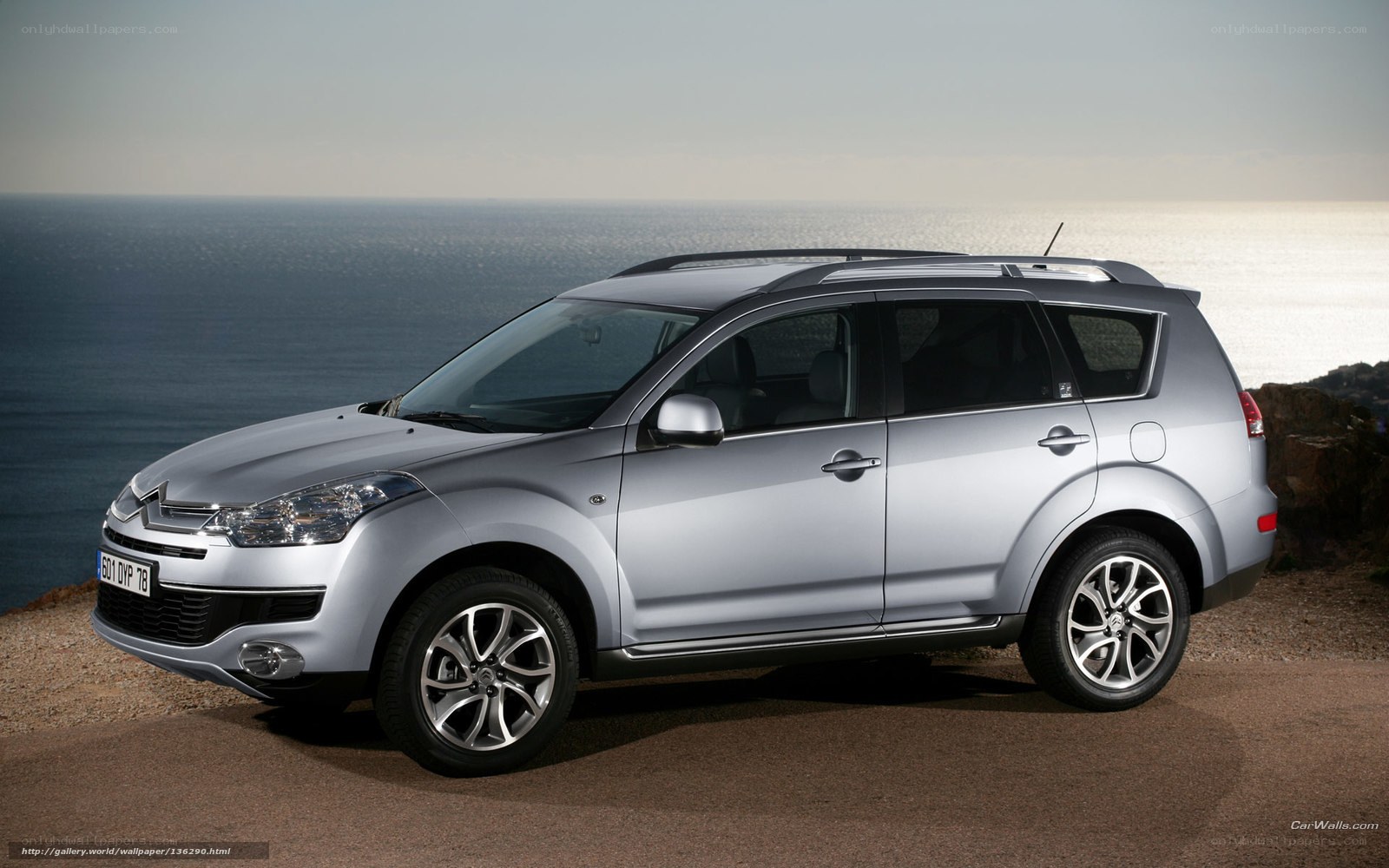 silver citroen c4 grand Picasso